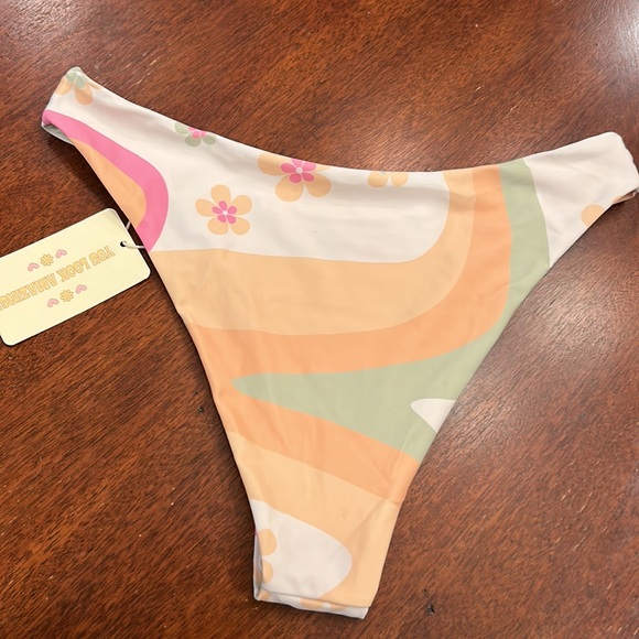 Aurelle Bikini 2 Piece Swim. Medium NWT - Picture 6 of 13